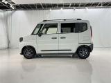 色は人気のパールマイカです。