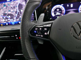 前車と一定の車間距離を保ちながら走る追随システムのACC(アダプティブクルーズコントロール)付!
