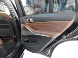 お車は【BMW Premium Selection名古屋南】に展示中!皆様のご来場、お問い合わせをお待ちしております! お問い合わせは、無料電話:0078-6043-6547まで!