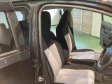 ご覧いただきありがとうございます!安心保証付きの展示車を多数揃えておりますのでお気軽にお尋ねください。