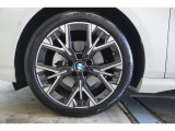 BMWらしい、シンプルですが直感で使いやすい内装デザインです☆お問合せ(無料ダイヤル)0078-6002-613077迄お待ちしております。大阪府吹田市芳野町5-55 毎水曜、第二・第三火曜日定休 営業時間10:00〜18:00