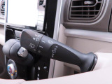 当社では全車、納車前にサービス工場で12ヶ月点検相当の整備を実施しております。そこで確認された不具合箇所は修理しておりますのでご安心下さい。