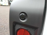 後方にはセンサーが付いております。音で危険を知らせてくれます。