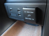 AC100V・1500W電源に加え、USB端子やHDMI端子も装備。スマートフォンの充電から外部機器の接続まで対応し、車内での利便性を高める装備です。