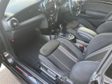 すべての販売車両に保証が付いているため、万が一の納車後のトラブル時にも安心です。中古車購入でありがちな「買ってすぐ壊れたらどうしよう」という不安を解消!(※一部コミコミ目玉車は除きます)