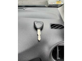 車のキー(1本)。リモコン機能のない通常キーです