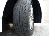 タイヤサイズは225/60R18となっております♪