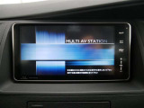 純正ナビを装備。タッチパネル式で使いやすく、お出かけもラクラクです。