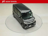 両側パワースライドドア付きだから、狭い駐車スペースなどでの乗り降りラクラク♪小さなお子さまのいるご家庭には嬉しい装備です。