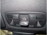 緊急時にオペレーターとつながれる機能で、状況に応じて警察や消防への連絡を代行してくれる機能でございます。この機能は別途料金を頂く可能性があります。詳細は是非スタッフまでご連絡をお願い致します。