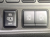 【両側パワースライドドア】スマートキーや運転席のスイッチで後席両側スライドドアの開閉が可能♪電動だから力を入れてドアを開ける必要が無く、小さなお子様でも簡単に開け閉めでき快適です♪