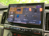 ラジオやテレビ、USB、Bluetoothなど、選べる音源が画面上に一覧表示されています。