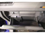 この度は数ある中から弊社認定中古車をご覧いただき誠にありがとうございます。スペースの都合上、店舗で展示していない場合がございますの事前にお問い合わせくださいませ。