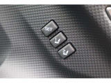 運転席シートポジションメモリー機能 アクセスキー1つに付きシートポジションを2つメモリーすることができます。