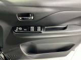 運転席ドア。