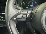 ステアリングスイッチ装備!運転しながら手元でオーディオの操作などができます。
