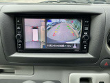 アラウンドビューモニターで車の周辺状況をナビ画面で確認できます☆