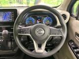 【ステアリングスイッチ】運転中、前方から目線をそらすことなく、オーディオ等の操作が可能な便利機能!安心&快適なドライブを演出してくれます♪