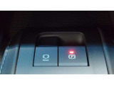 電動パーキングブレーキを搭載。スイッチ操作でパーキングブレーキを作動・解除することが可能ですので、操作の力が不要ですよ♪