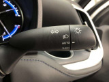 ライトスイッチです。「AUTO」にすると外の明るさに応じてスモールライト・ヘッドライトが自動でON・OFFします。夕暮れ時や屋内駐車場、トンネルなどに便利です。