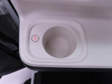 納車の前にはエンジンオイル、オイルエレメント、エアクリーナー、クーラント、バッテリー、ワイパーゴムのチェックまたは交換を行います!