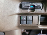 【パーキングセンサー】駐車時や狭い場所で障害物を検知し、音や表示でお知らせします。