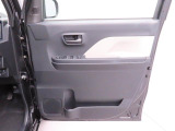 車内の清掃はもちろん、除菌施工済みですので気持ちよくお乗りいただけます。