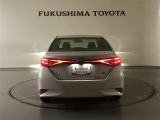 リヤランプにもLEDを使用しています。ヘッドランプのデザインを踏襲するようなワイドサイズのデザインで、後方からの視認性も高めています。