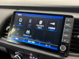 カーナビのオーディオソース画面です!ラジオやBluetoothなど、対応するさまざまなオーディオ機能を選択可能。お気に入りの音楽を楽しみながら、毎日の通勤やロングドライブをより快適にしてくれます。