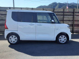 スライドドアなので乗り降りや荷物の積み下ろしも楽々です!