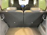 開口部が広くて低いから、重い荷物もスムーズに。毎日の暮らしに寄り添う使い心地を形にしました。荷物を載せるたび、その便利さを実感していただけるはずです。