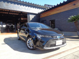 カローラツーリング 1.8 ハイブリッド G E-Four 4WDの黒! 日本全国納車可能です。皆様のお問い合わせお待ちしています。