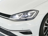 ヘッドライトはLEDヘッドライトです。消費電力が少なく、とても明るいです!!