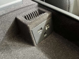 USBやAUXも差せます!