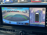 【アラウンドビューモニター】車両周辺をモニターで確認できて、駐車が苦手な人でもスムーズに駐車できます