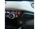 運転席助手席にはシートヒーターが装備されています