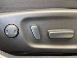 【パワーシート】スイッチ一つで簡単にシートの微調整が可能!電動だから力もいりません!快適なシートポジションにセットして、快適なドライブをお楽しみください。