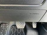 運転席二ーエアバッグです。