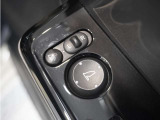 ◆パワーウィンドウスイッチ◆運転席から全席の窓の開閉操作を行うことが出来いつでも換気ができます!