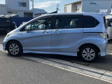 私達の強みは、車の仕入れから整備、板金塗装そして販売、さらにアフターケアまで自社で一貫して行える点にあります。これにより全ての行程に責任を持ち、お客様に信頼できるサービスを提供いたします。