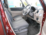☆付いてると便利です、運転席シートリフター付き