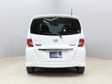 【コーティング/ガードコスメSP】好評のコーティング施工で愛車のボディをケアしませんか?紫外線や酸性雨等の劣化によって塗装面の光沢の消失や塗装の剥離を防ぎます!