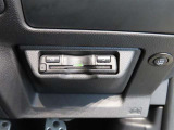 ETC車載器付きです。高速道路の料金所もスムーズに通過できます。