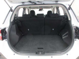 5名乗車時の荷室です。
