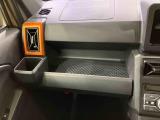 納車前にはプロのメカニックが、各部の点検を行います。ディーラーにしか出来ない品質、そしてサービスできっと満足していただけると思います!