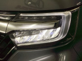 大き目のヘッドライトで、夜道も安全運転 明るく安心です。
