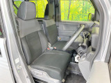 運転席シート廻りは使用感も少なく、良好な状態となっています。丁寧に使われていたことがよくわかりますね。