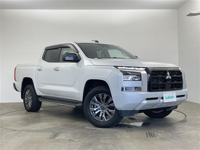 トライトン 2.4 GLS ディーゼル 4WD 修復歴無し