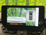 【パノラミックビューモニター】専用のカメラにより、上から見下ろしたような視点で360度クルマの周囲を確認することができます☆死角部分も確認しやすく、狭い場所での切り返しや駐車もスムーズに行えます。