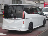 セレナ 1.4 e-POWER ルキシオン 